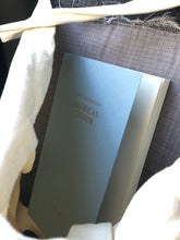 Lade das Bild in den Galerie-Viewer, The Case for Bara: AMERICAN TERROR